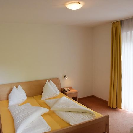 Hotel Pension Schweitzer Силандро Экстерьер фото