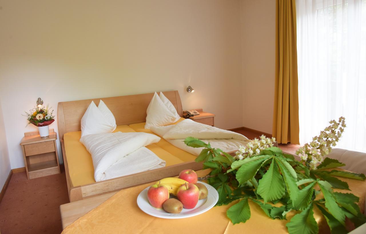Hotel Pension Schweitzer Силандро Экстерьер фото