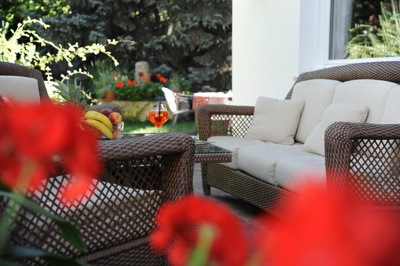 Hotel Pension Schweitzer Силандро Экстерьер фото